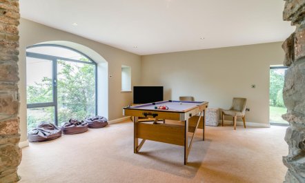 4 Bed in Catsash 6