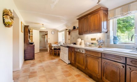 4 Bed in St. Nicholas South Elmham 5
