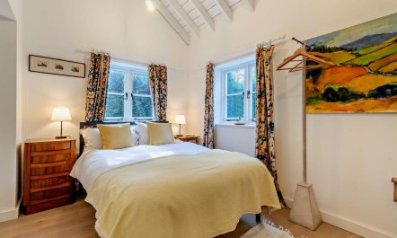 4 Bed in Sudbourne 7