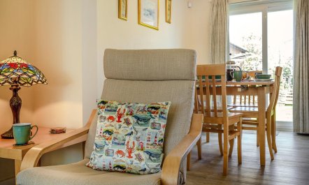 4 Bed in Seahouses 5