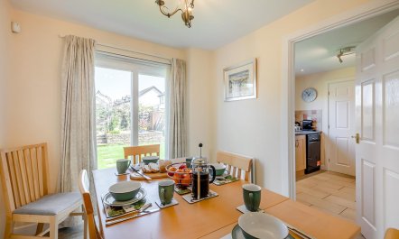4 Bed in Seahouses 7