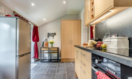 1 Bed in Llandeloy 8