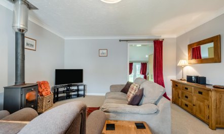 1 Bed in Llandeloy 6