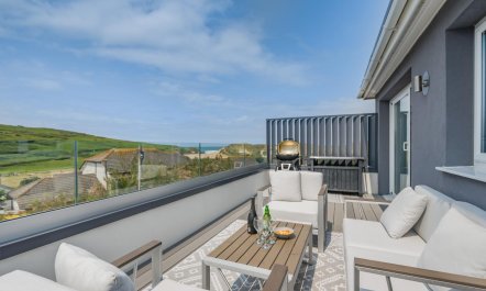 2 Bed in Newquay 1