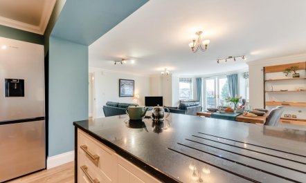 2 Bed in Tenby 8
