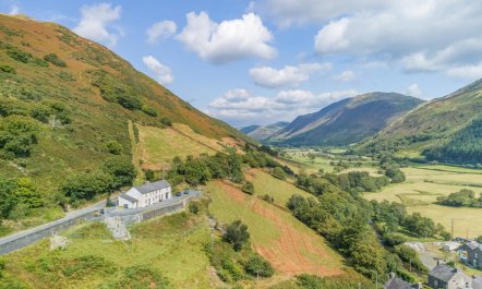 3 Bed in Abergynolwyn 1