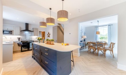 4 Bed in Bryncrug 1