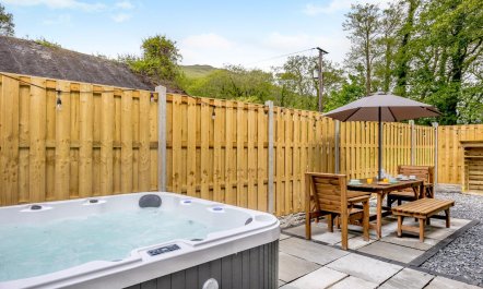 4 Bed in Bryncrug 5