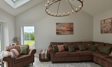 4 Bed in Bryncrug 3