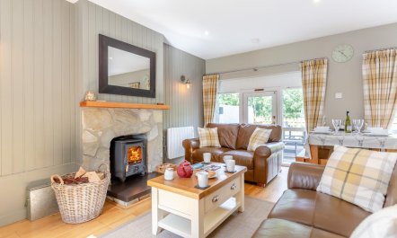 2 Bed in Newtonmore 1