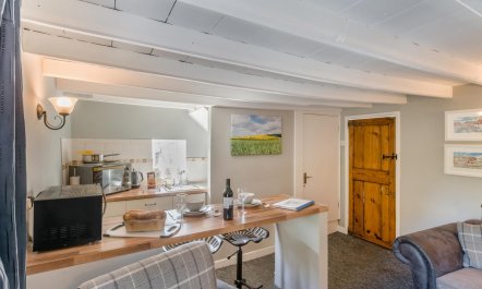 1 Bed in Middleton On The Wolds 7