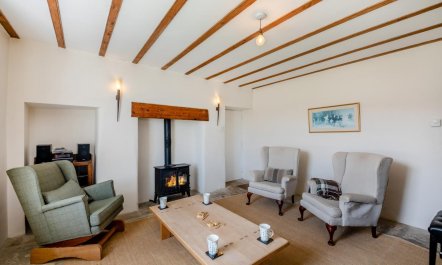 4 Bed in Horsehouse 5