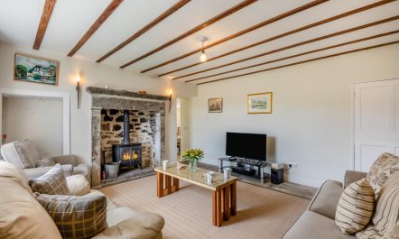 4 Bed in Horsehouse 2