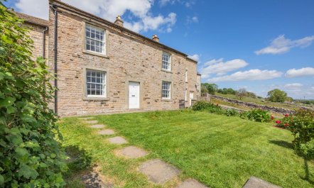 4 Bed in Horsehouse