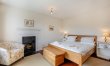 4 Bed in Horsehouse 8