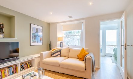 3 Bed in Tenby 7