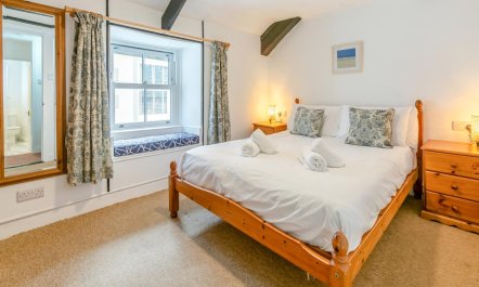 2 Bed in St. Ives 4
