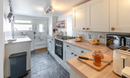 2 Bed in Ilfracombe 5