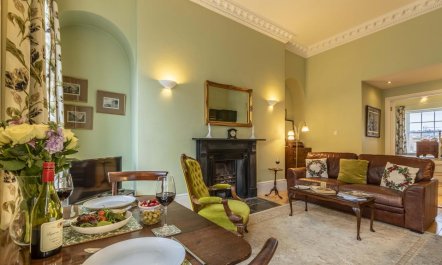 1 Bed in Bath 9