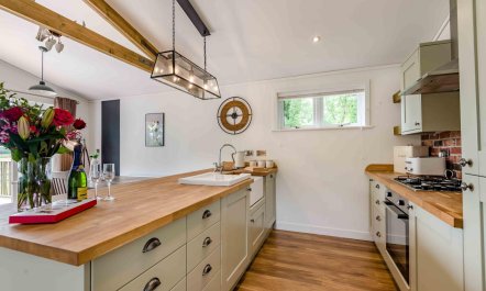 2 Bed in Kingham 9
