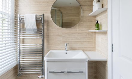 2 Bed in Bath 8