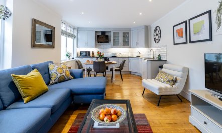 2 Bed in Bath 1
