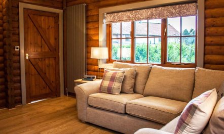 2 Bed in Pickering 2