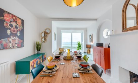 4 Bed in Saltdean 1