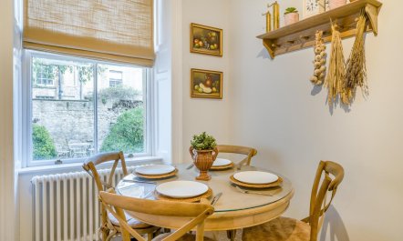 2 Bed in Bath 4