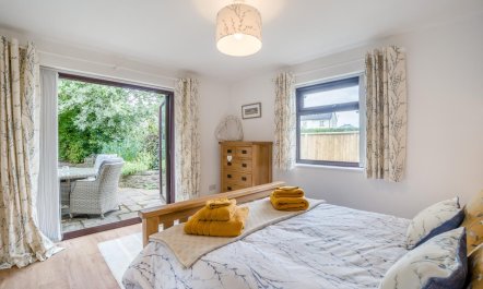 2 Bed in Bassaleg 8