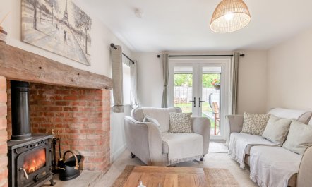 3 Bed in Alfrick 5