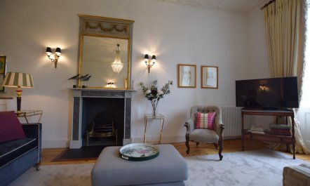 2 Bed in Bath 3