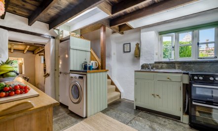 2 Bed in Marhamchurch 1