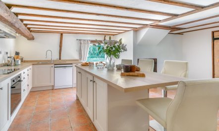 3 Bed in Roborough 3