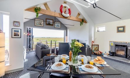 2 Bed in Walcott 7