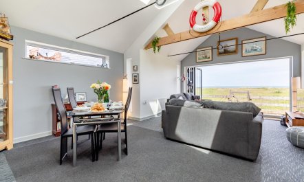 2 Bed in Walcott 3