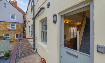 1 Bed in Whitby 7