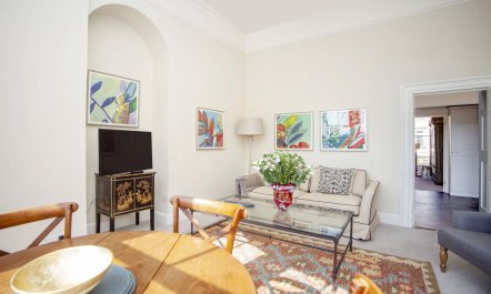 2 Bed in Bath 4