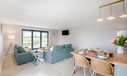 2 Bed in Marishes 8