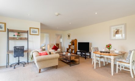 1 Bed in Flore 5