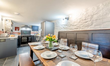 4 Bed in Dihewyd 8