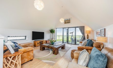 4 Bed in Northam 4