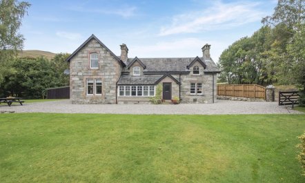 3 Bed in Lochearnhead