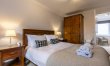 2 Bed in Bath 8