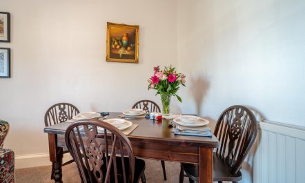 2 Bed in Moffat 6