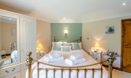 5 Bed in Snaizeholme 6