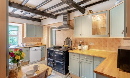 5 Bed in Snaizeholme 3