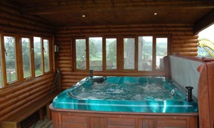 9 Bed in Brecon 1