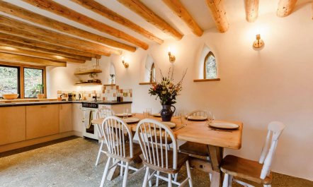 2 Bed in Kilmington 6