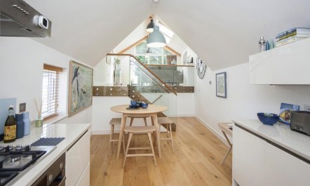 2 Bed in Bath 1